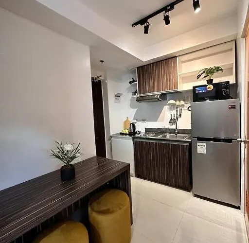 Living, The Persimmon Double Beds Apartment *